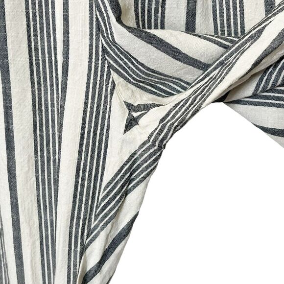 Welcome to my closet! - Picture 8 of 11